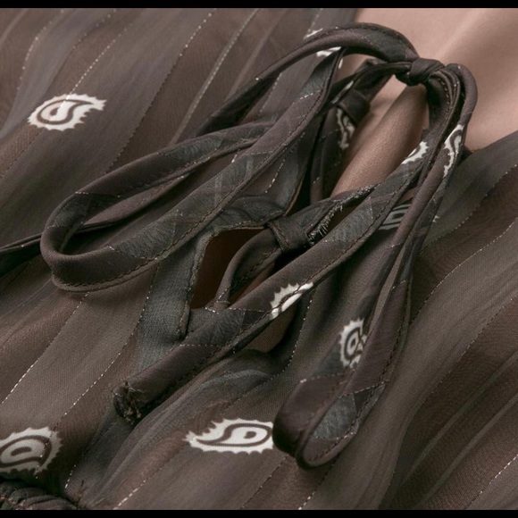 Smocked Waist Top - Picture 5 of 6